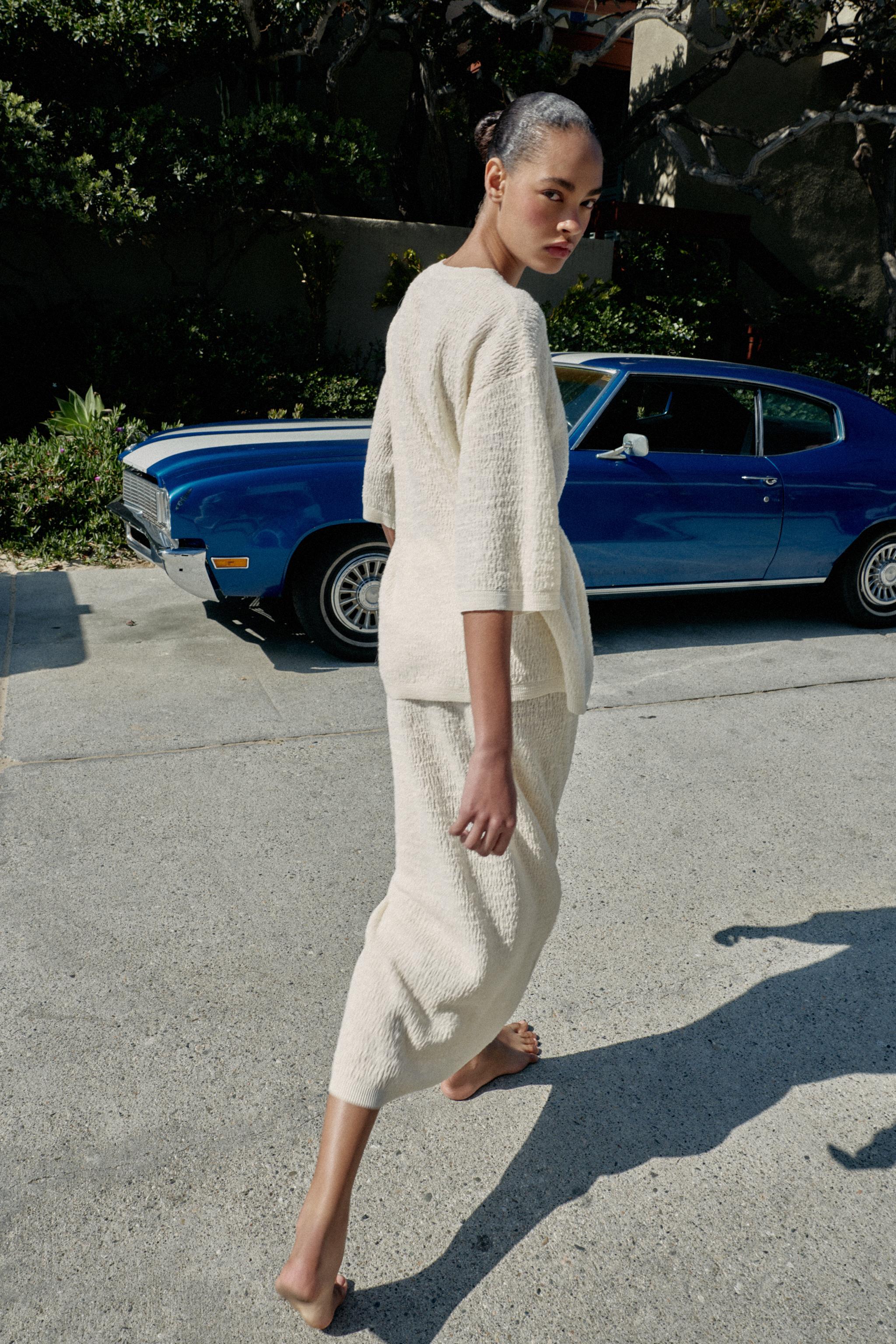 TOP OVERSIZE EN MAILLE STRUCTURÉ